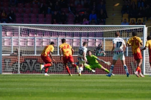 Atalanta se prošetala kroz Leće, Krstović strelac i protiv "svojih"